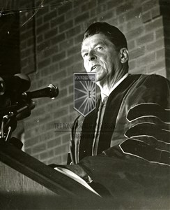 Image description is not available for 1967.150